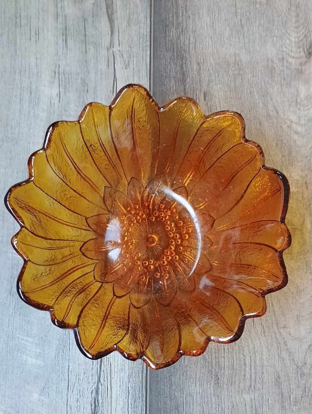 Vintage Indiana Glass Amber Sunflower Glass Bowl